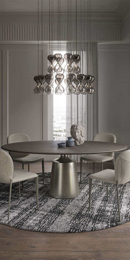 Dettaglio base in acciaio verniciato goffrato del tavolo Yoda Argile