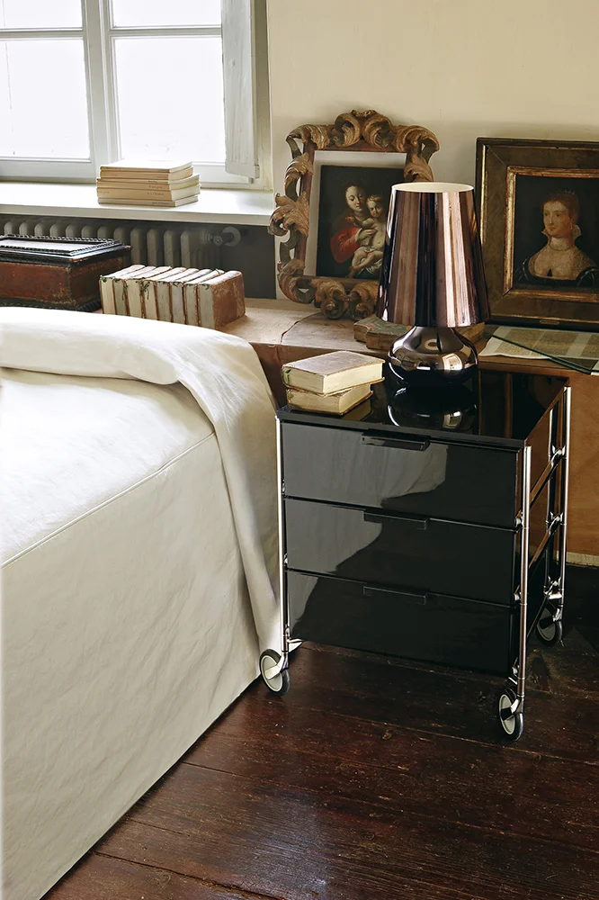 Cassettiera Mobil Mat in ambiente soggiorno moderno