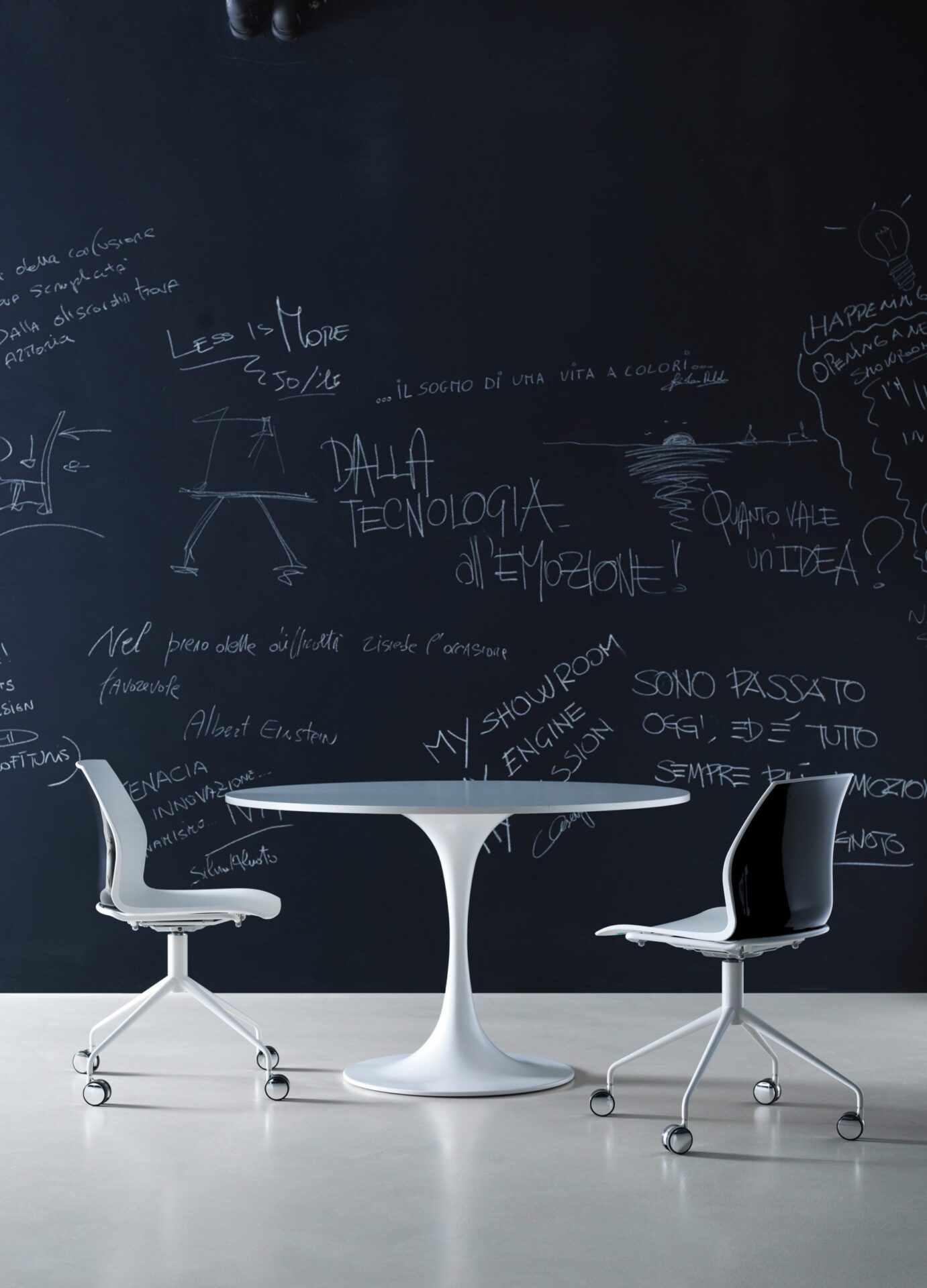 Immagine generica di tavolo meeting IVM