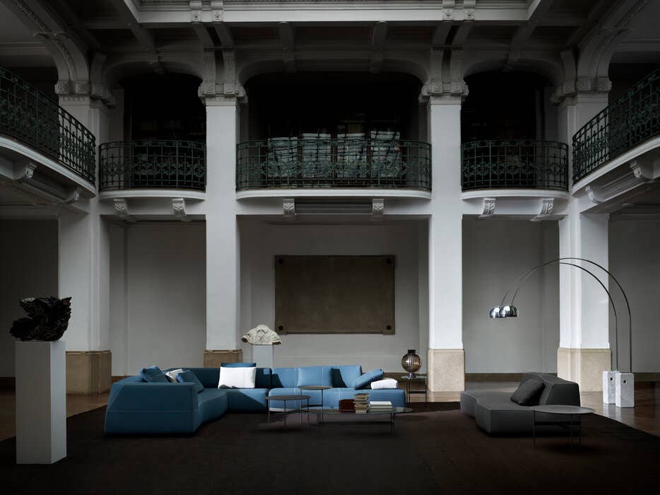 Divano modulare Bend-Sofa vista frontale con moduli ondulati