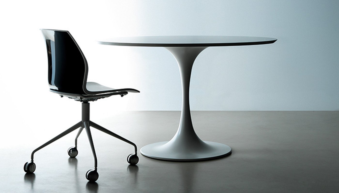 Arredamento Tavoli Meeting IVM