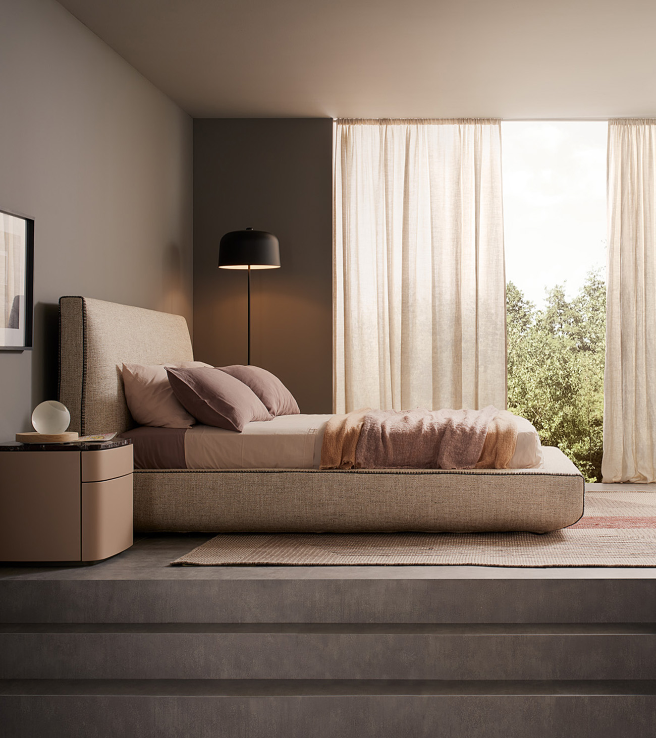 Letto tessile Lullaby in ambiente camera da letto moderno