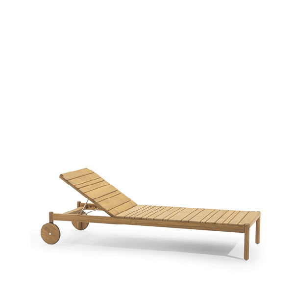 Lettini Varaschin in legno di teak per arredo outdoor