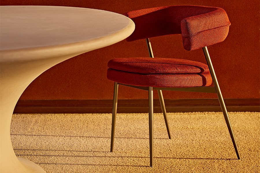 Poltroncina Nena con rivestimento arancione