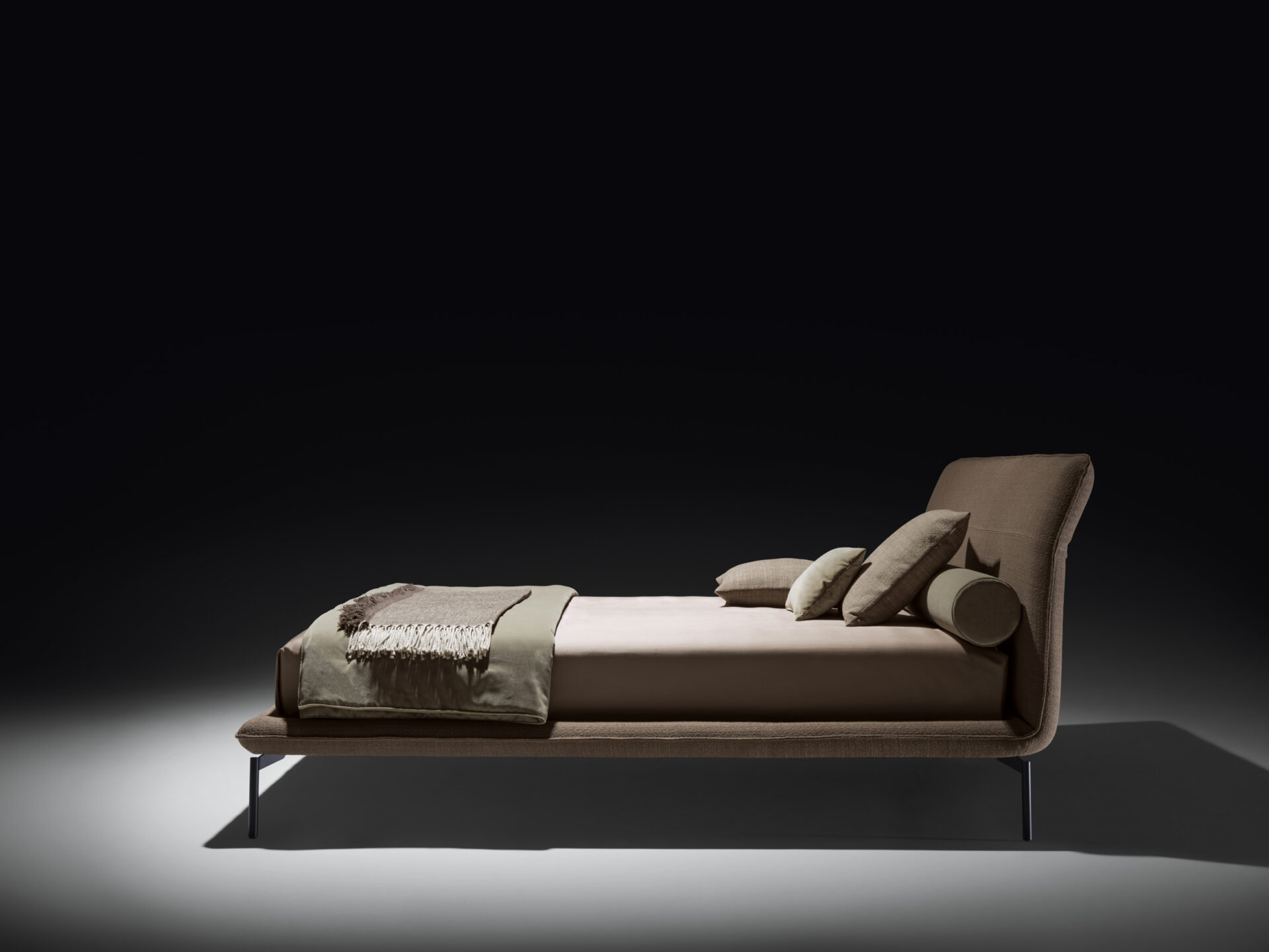 Letto matrimoniale Elle Twils dettaglio piedi