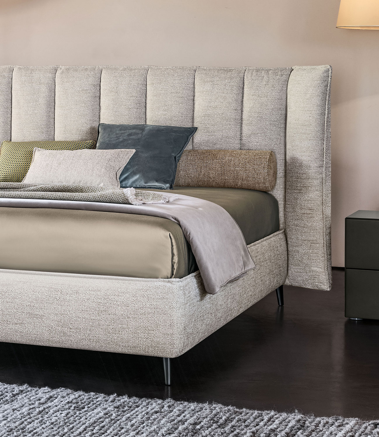 Dettaglio tessuto e struttura letto Opera Twils