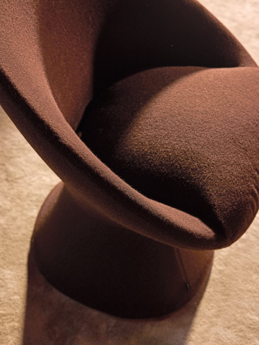 Poltroncina Giuno Zanotta dettaglio struttura e rivestimento