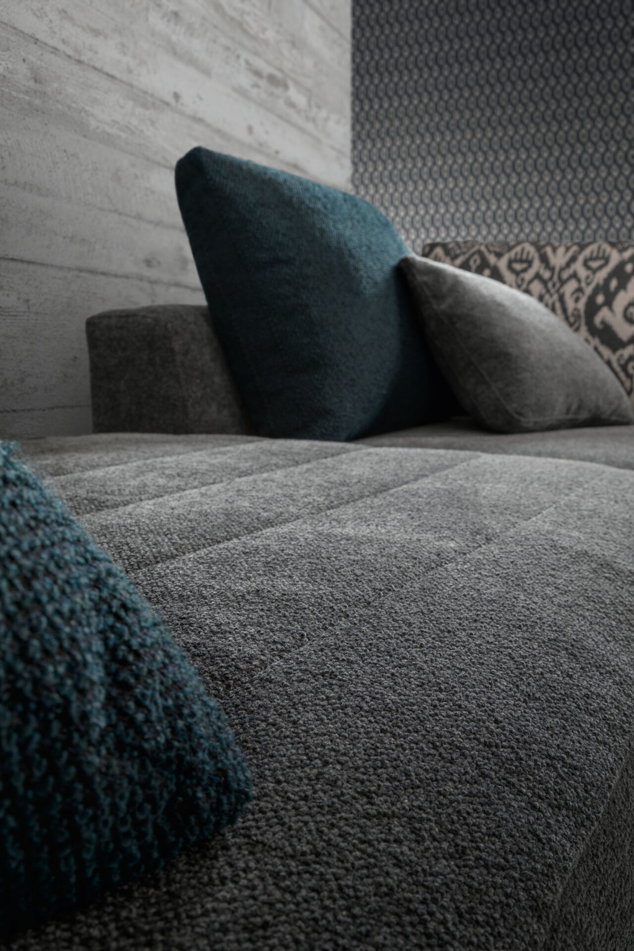 Divano moderno Ares vista frontale