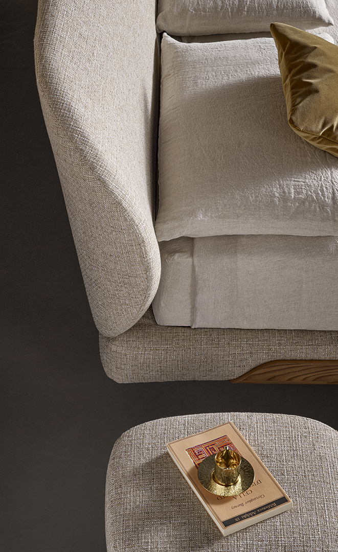 Letto matrimoniale Olos bed Bonaldo in tessuto in ambiente elegante