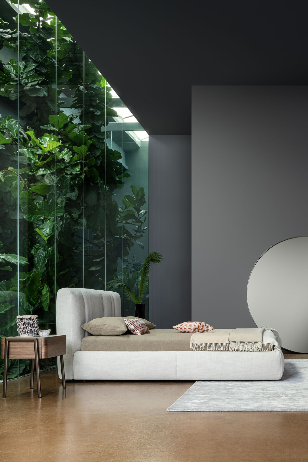 Particolare rivestimento in tessuto letto Rigoletto