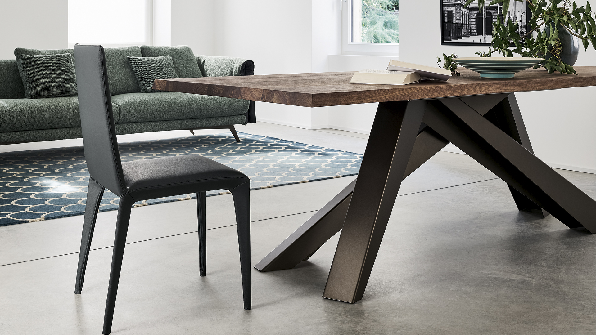 Particolare piano in ceramica del tavolo Big Table Bonaldo