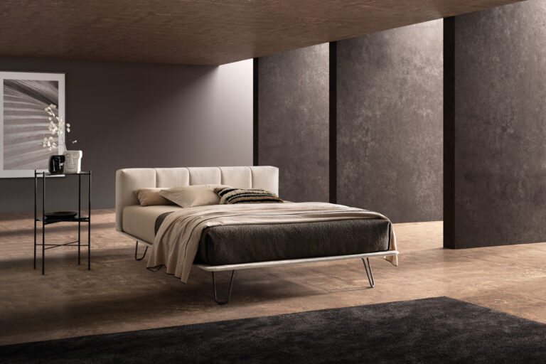 Dettaglio struttura letto imbottito Crook grigio