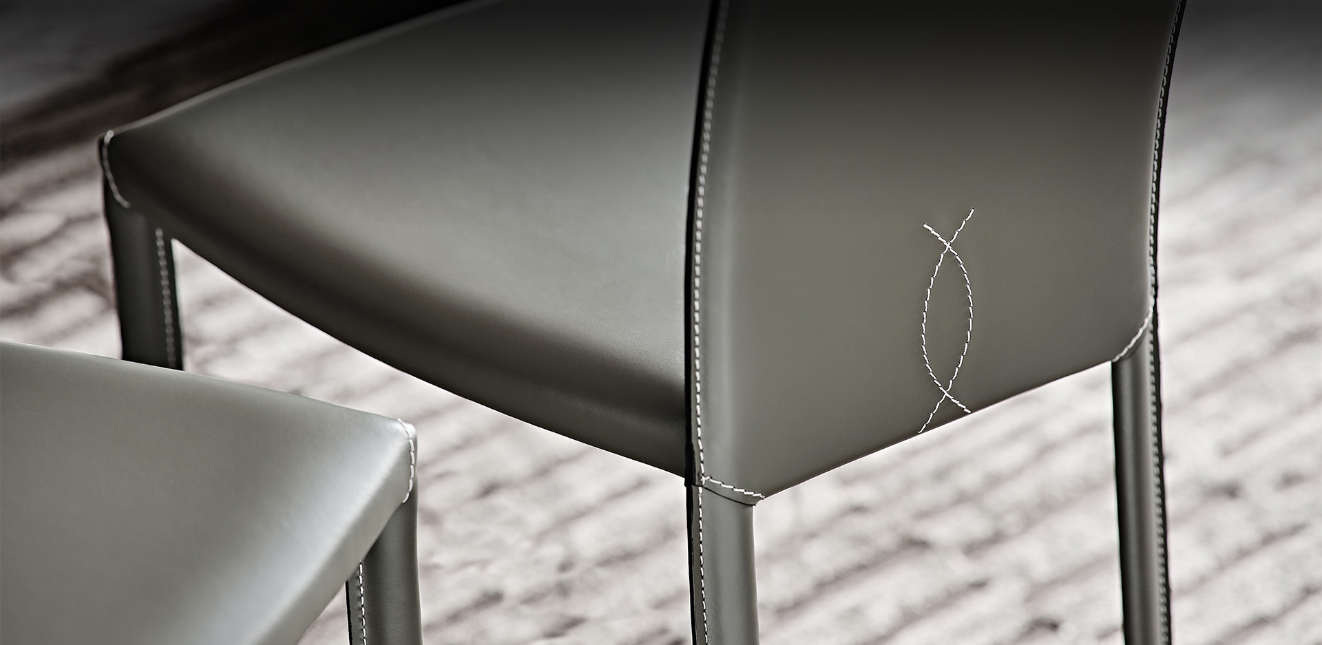 Sedia Nina in ambiente moderno