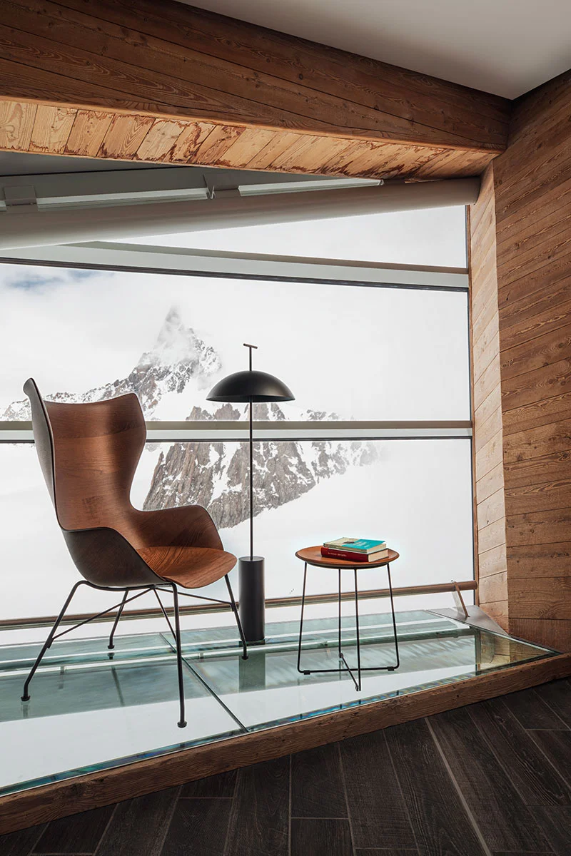 Lampada da terra Geen-a con impugnatura per trasportabilità