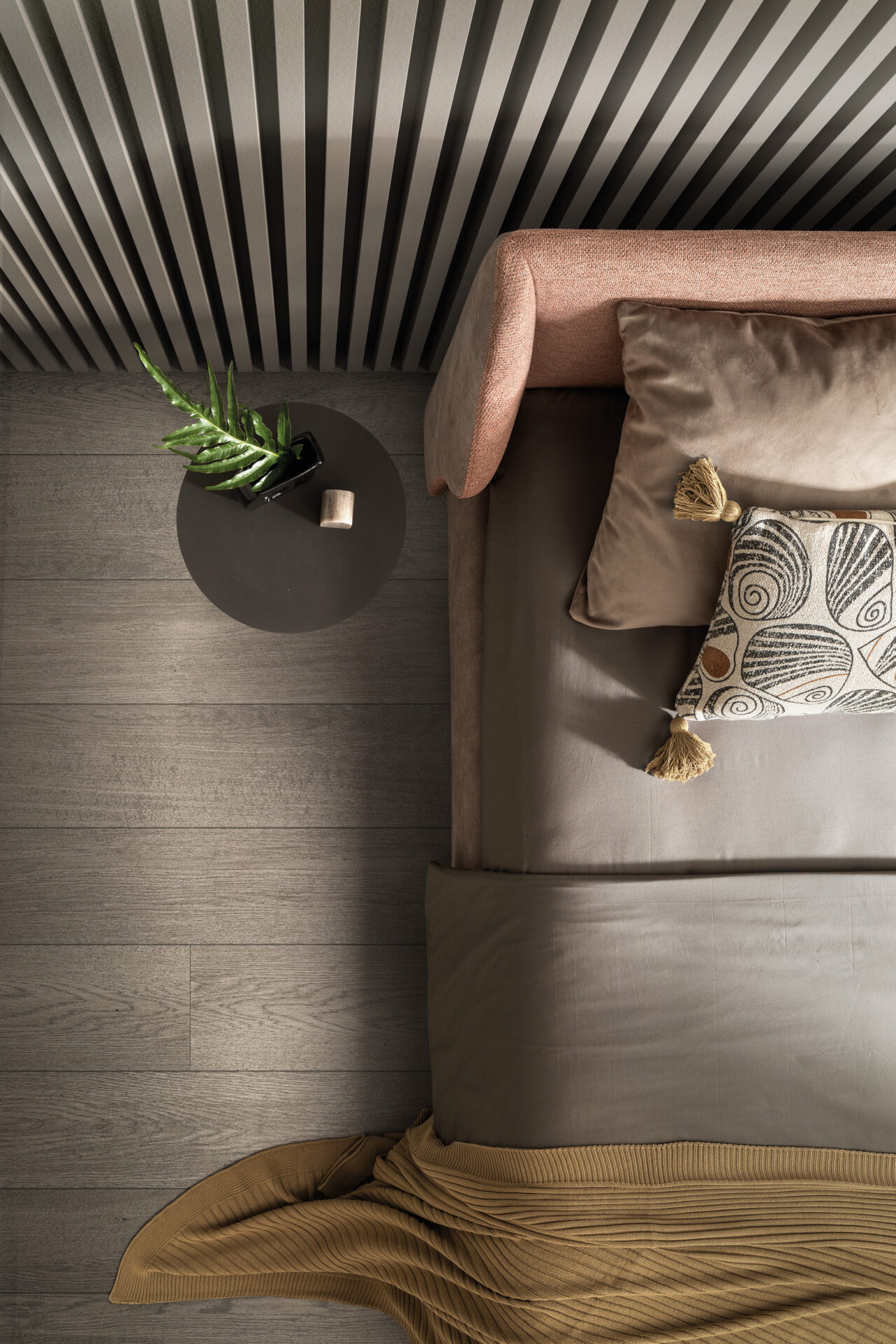 Particolare rivestimento letto imbottito Hug