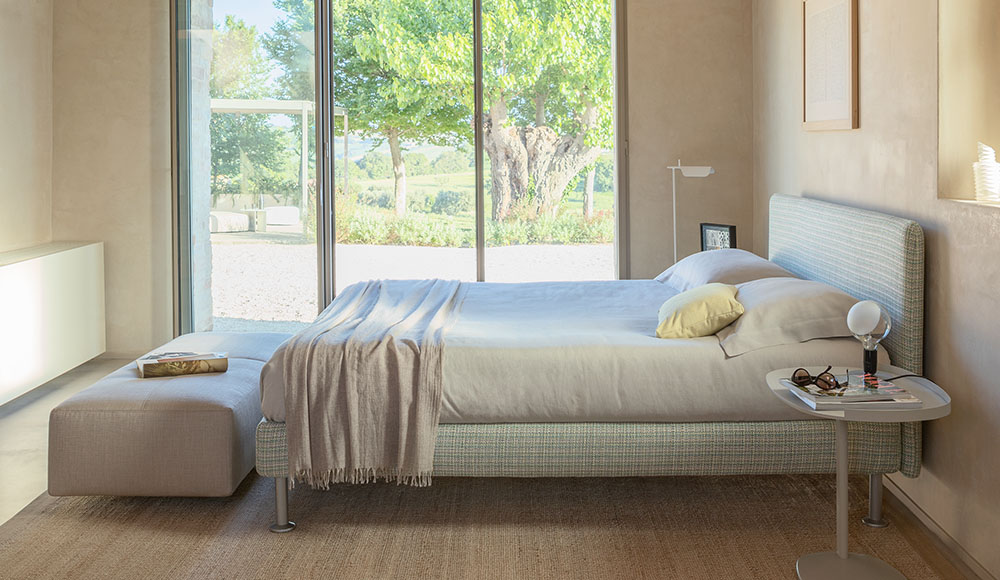 Letto Notturno Flou in ambiente moderno