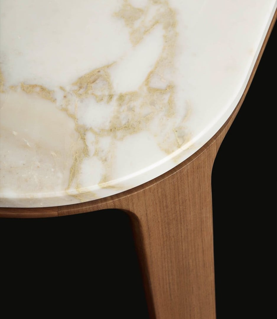 Tavolo Henry Poliform con piano in marmo in ambiente dining