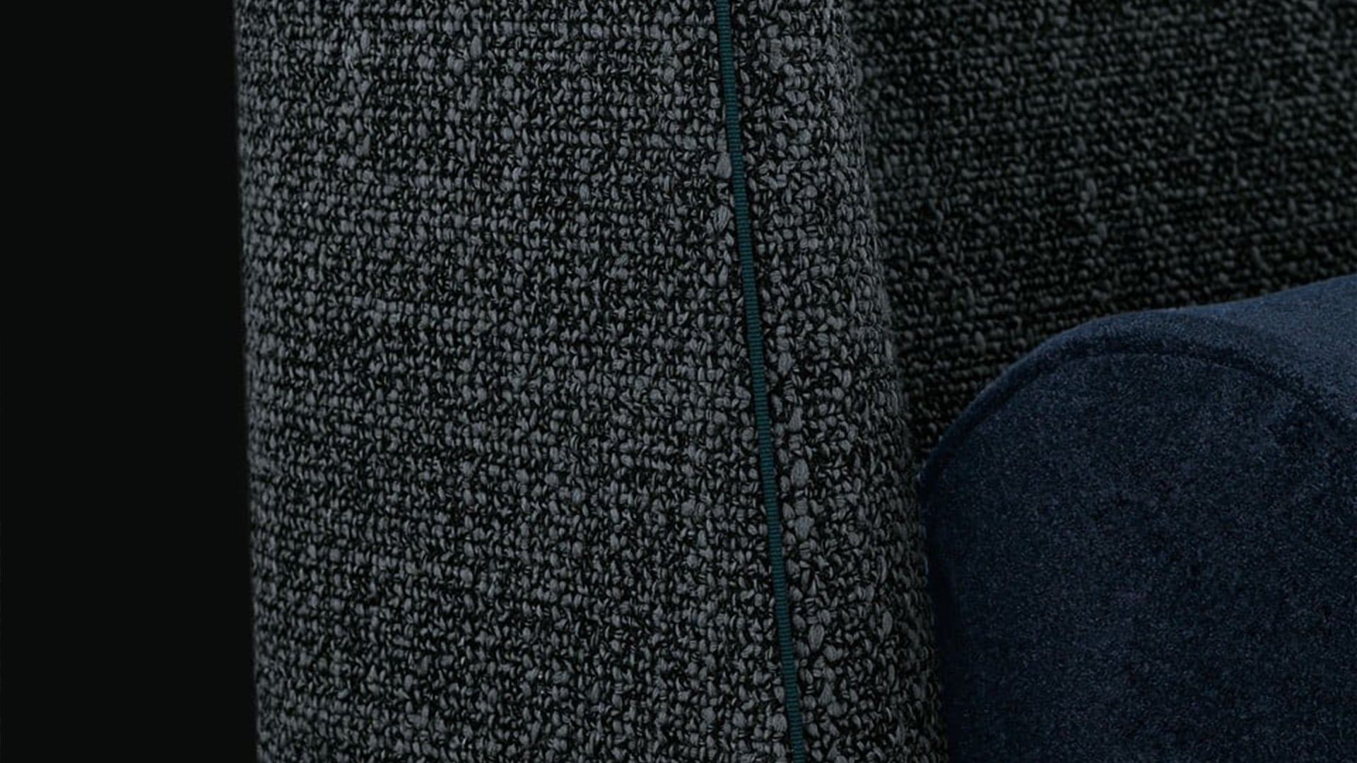 Dettaglio testata imbottita del letto Chloe Poliform