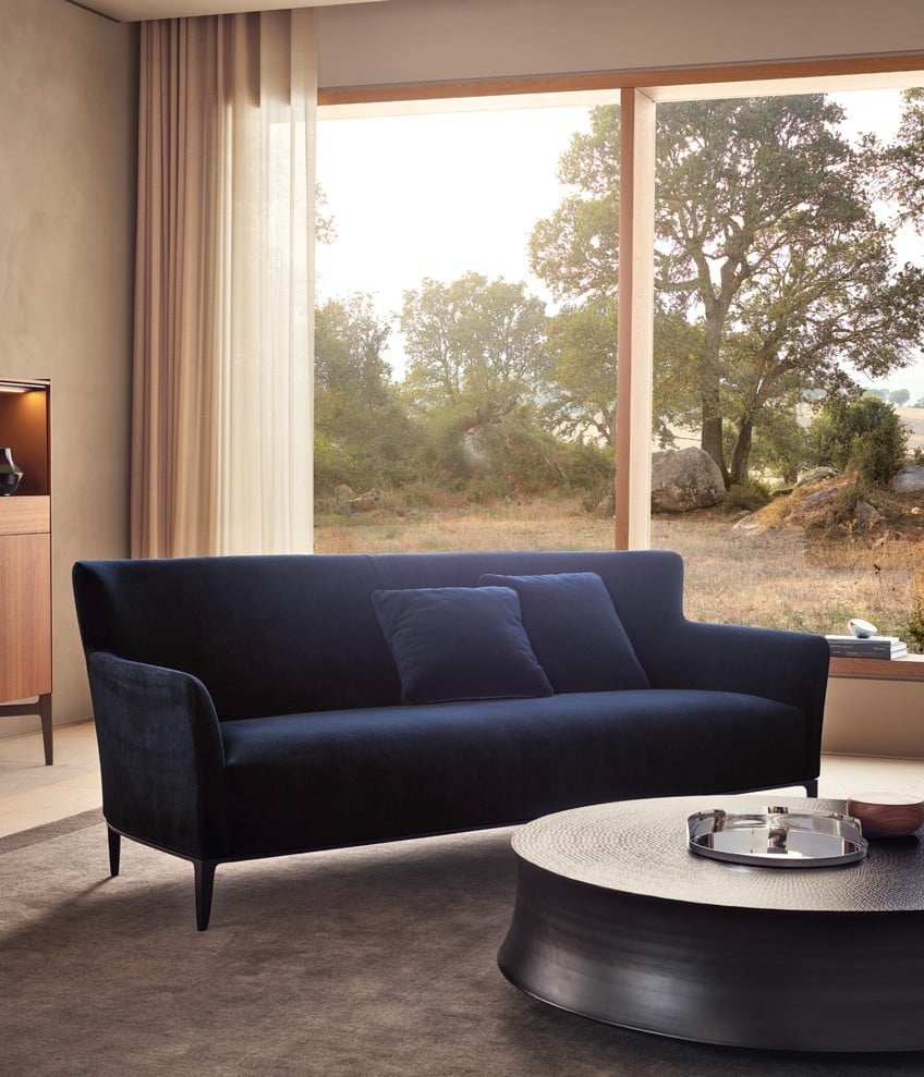 Divano Gentleman’s Friends con rivestimento in velluto Tebe 08 notte