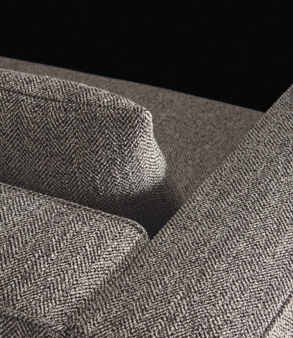 Dettaglio imbottitura e rivestimento divano Shangai Poliform