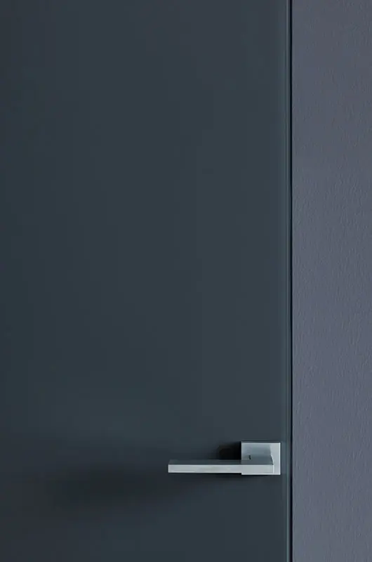 Porta Rasovetro 55s in ambiente interno moderno