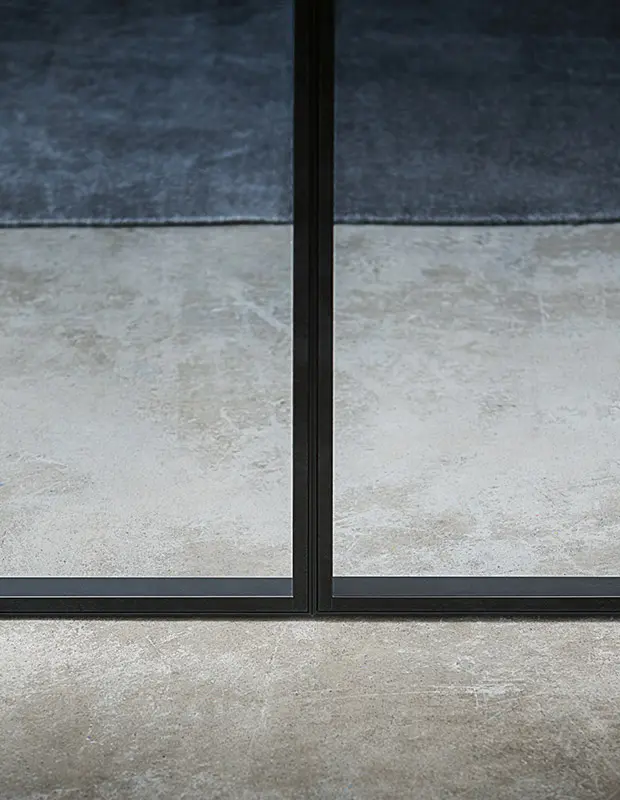 Porta Shoin installata in ambiente interno moderno