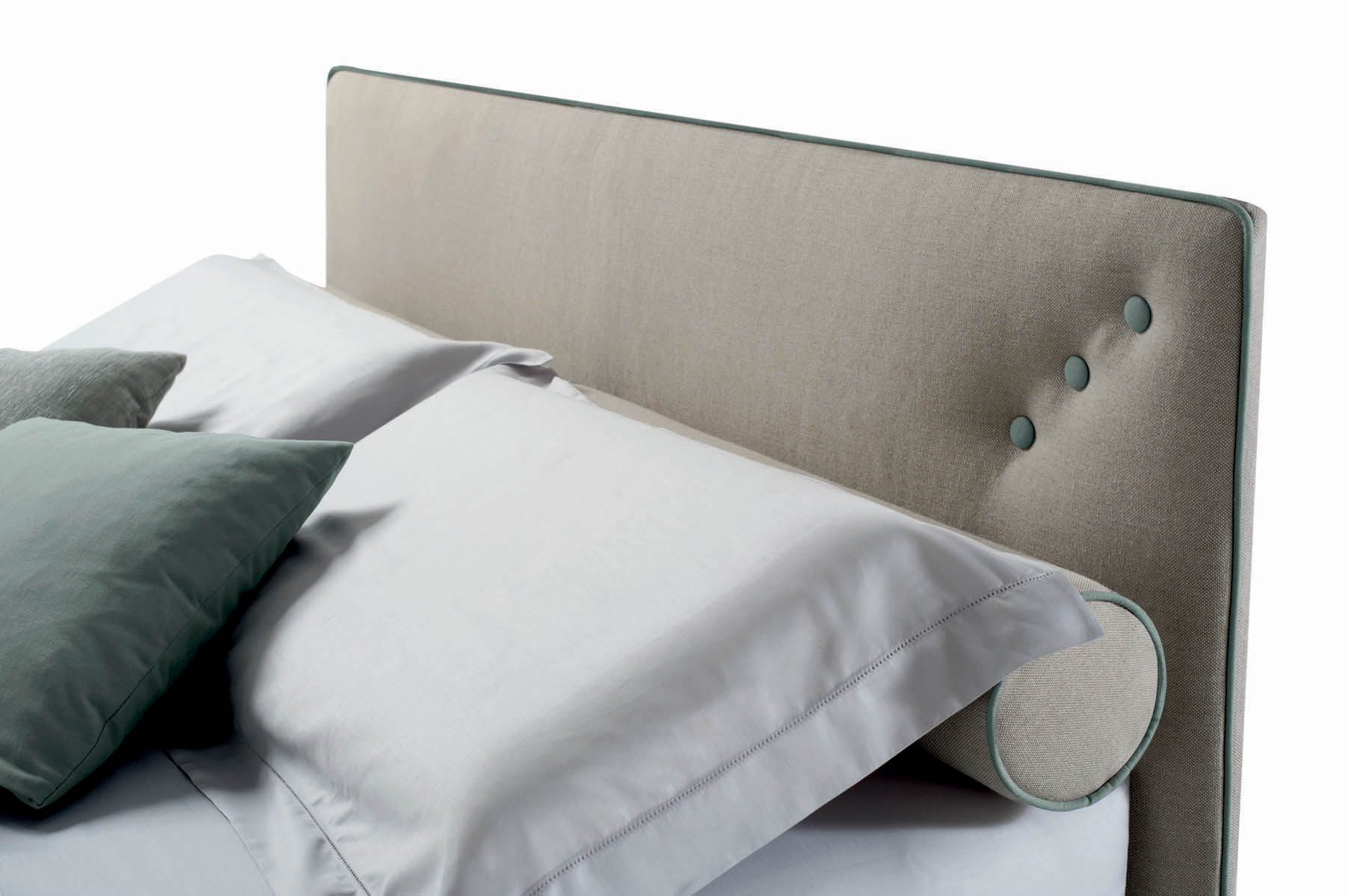 Particolare struttura letto imbottito Snap Samoa Divani