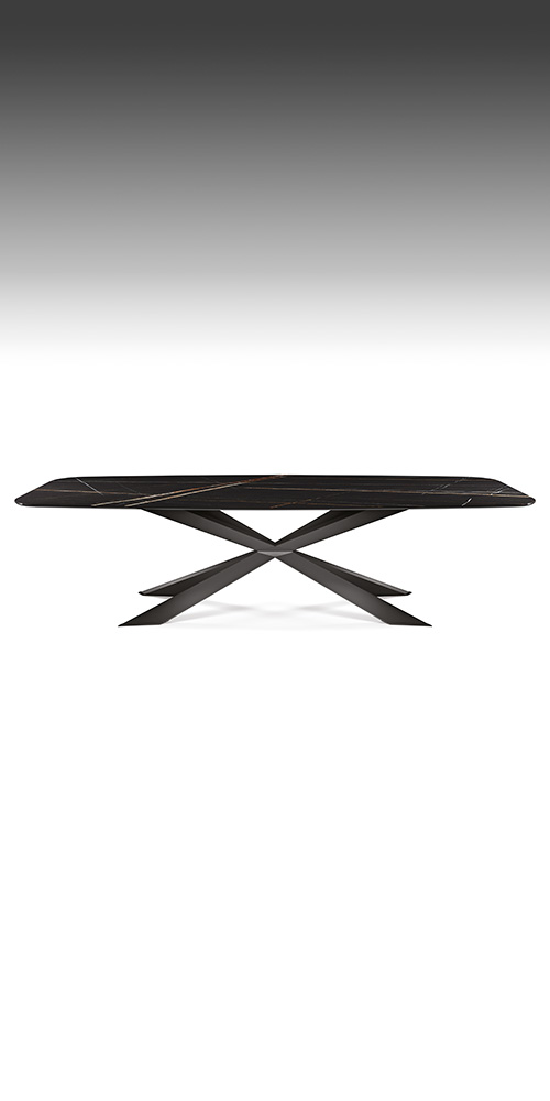 Dettaglio base in acciaio lucido del tavolo Spyder Keramik