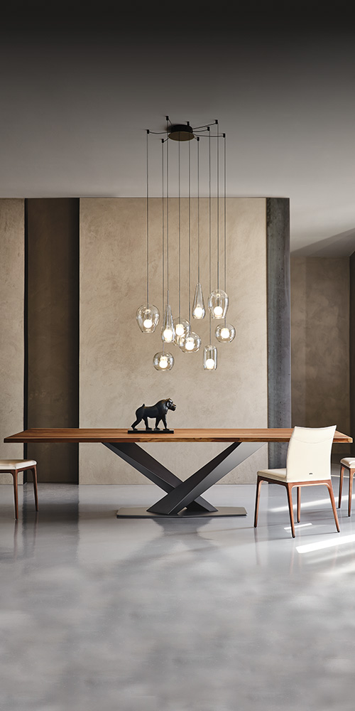 Dettaglio piano tavolo Stratos Wood con bordi bisellati