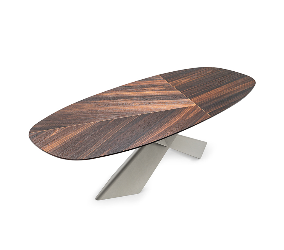 Tavolo Tyron Wood vista frontale con base in acciaio e piano in legno