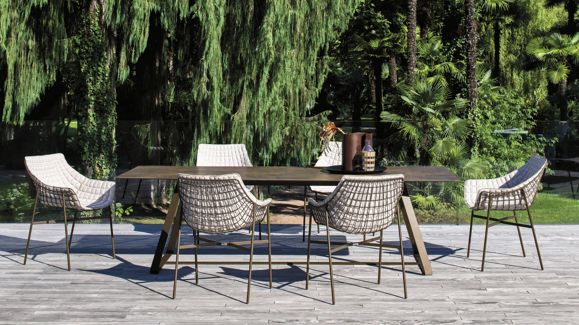 Dettaglio Tavolo Kolonaki Varaschin